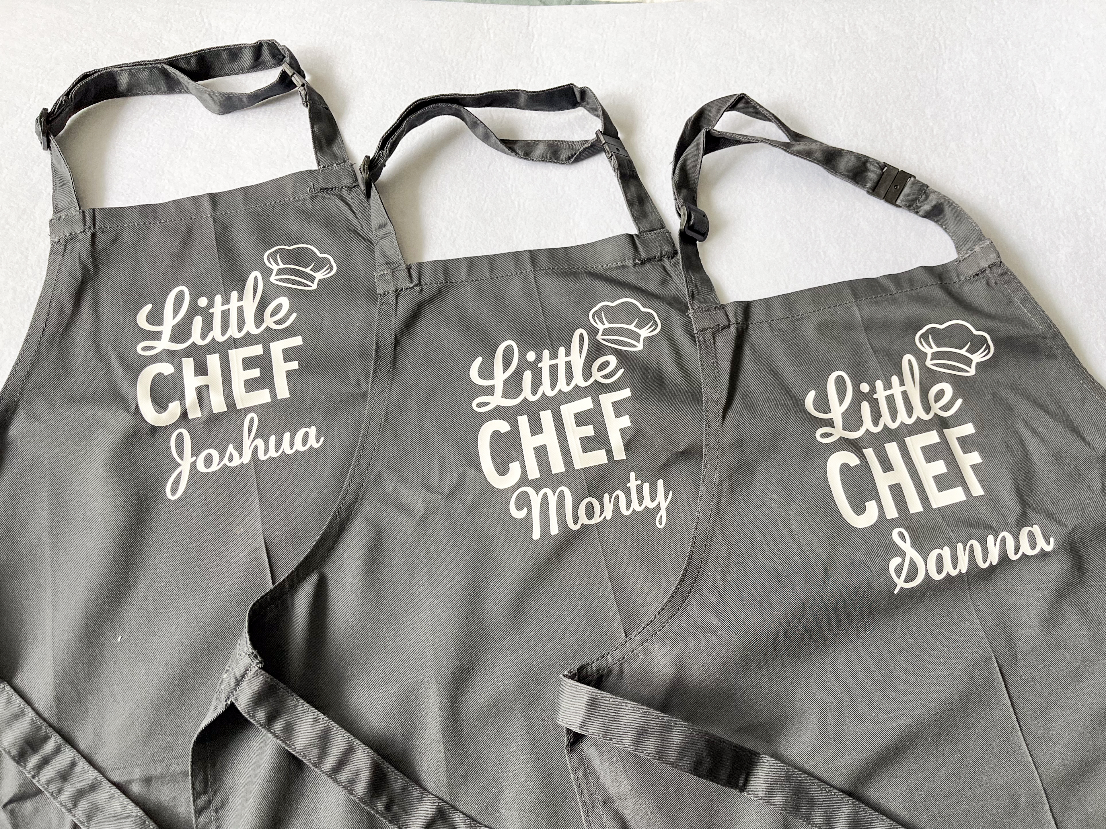 Personalised aprons set